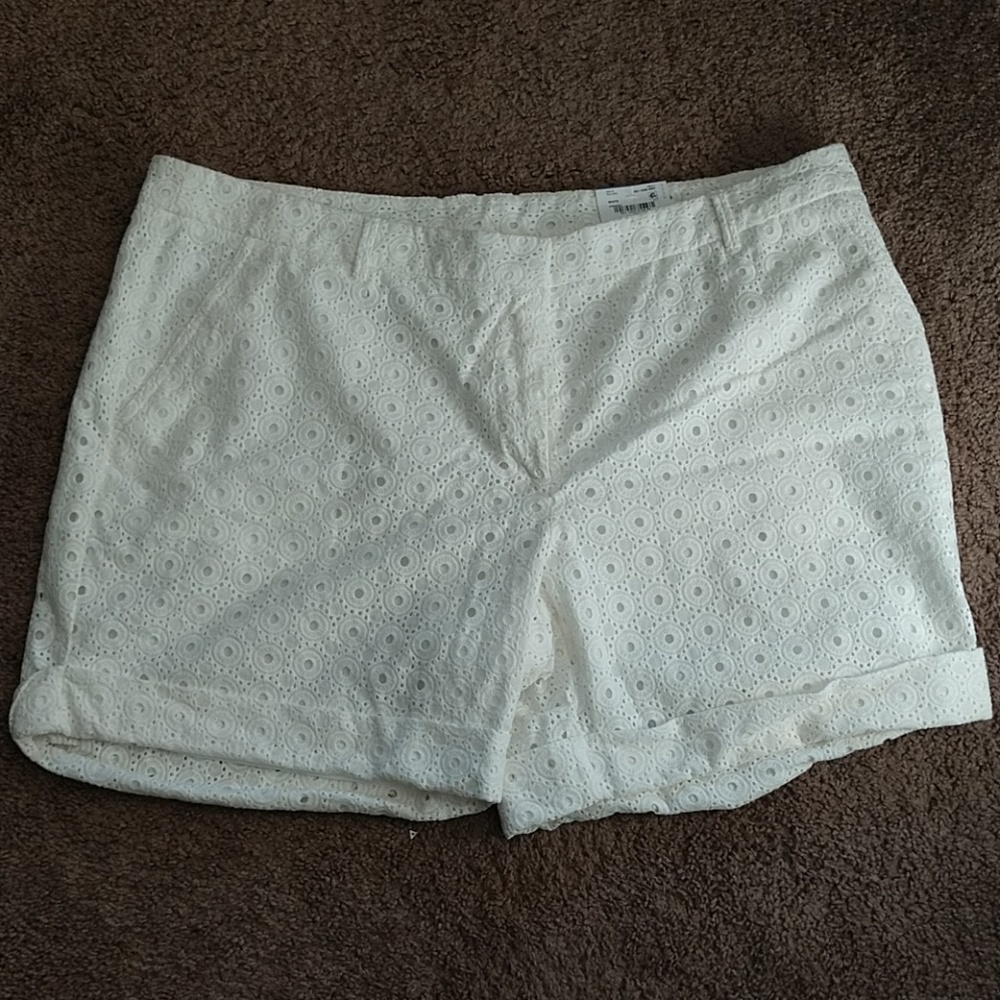Liz Claiborne Lace Short